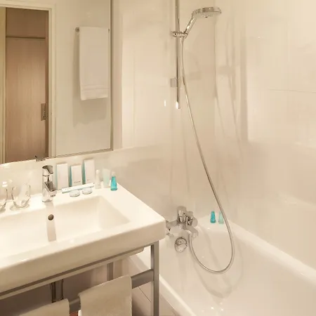 Hotel Jardins Eiffel Parigi